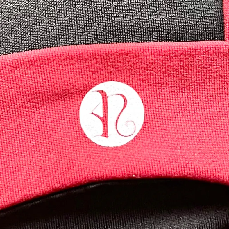 Athletic Bra In Red. Size: M